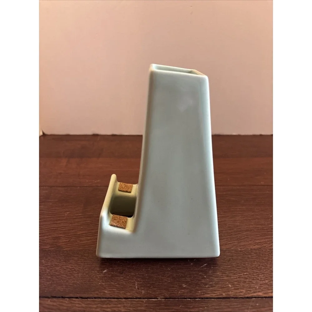 STAK Ceramics Bloom‎ Cell Phone Stand / Dock Vase